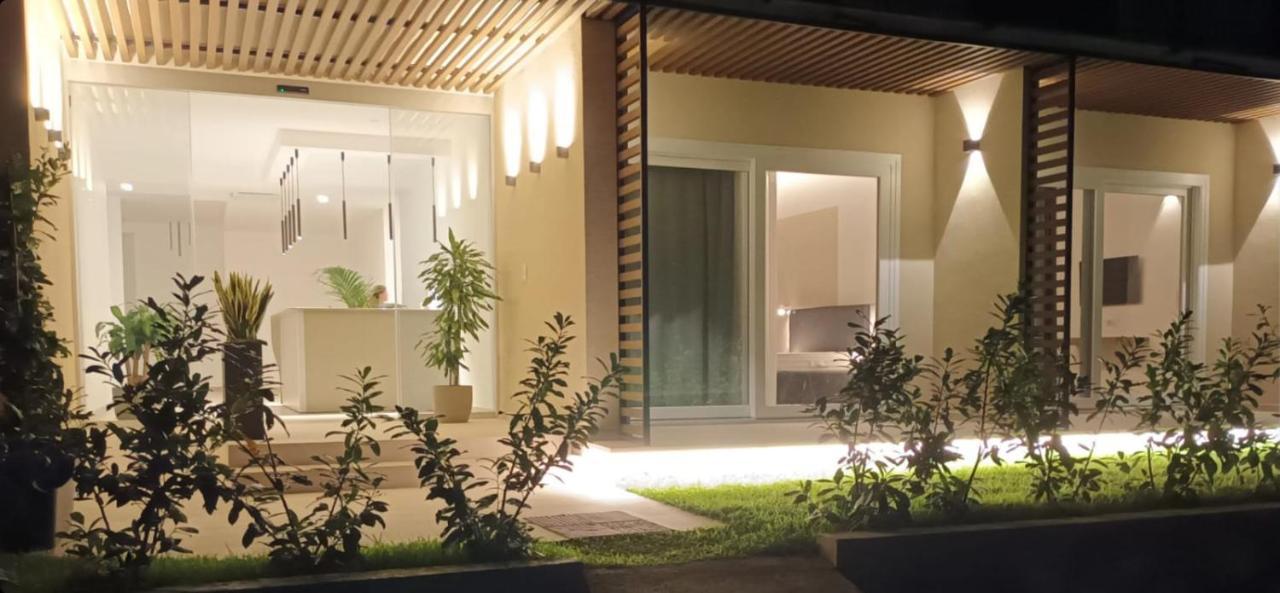 Marea Retreat Rooms 마리나디카메로타 외부 사진