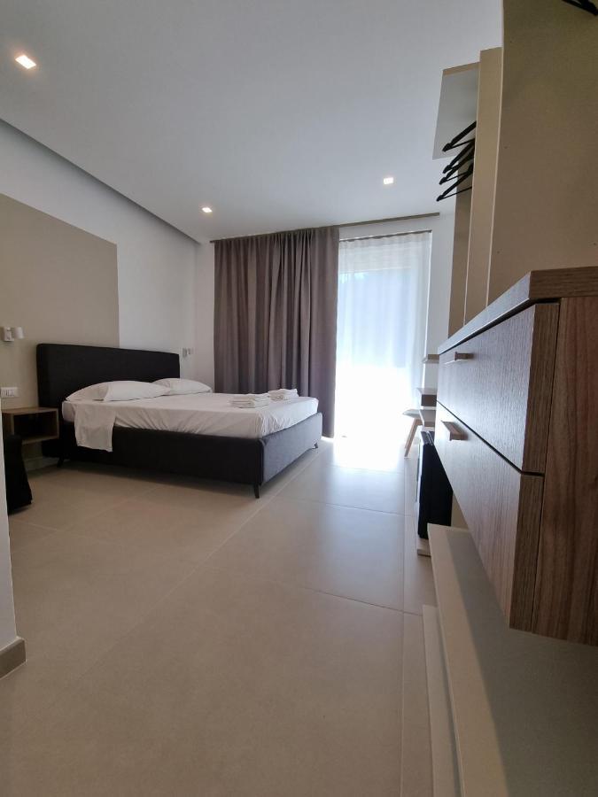Marea Retreat Rooms 마리나디카메로타 외부 사진