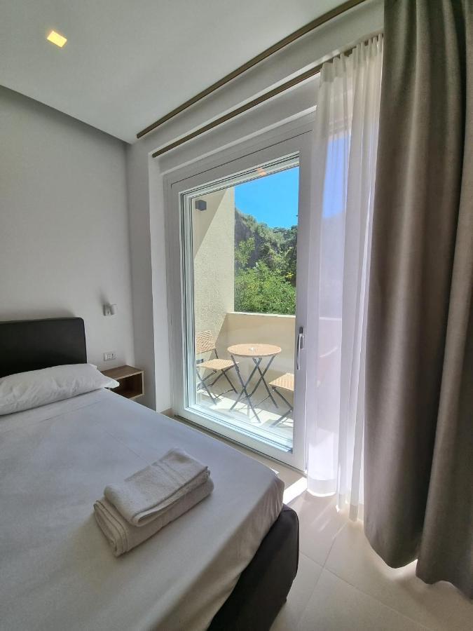 Marea Retreat Rooms 마리나디카메로타 외부 사진