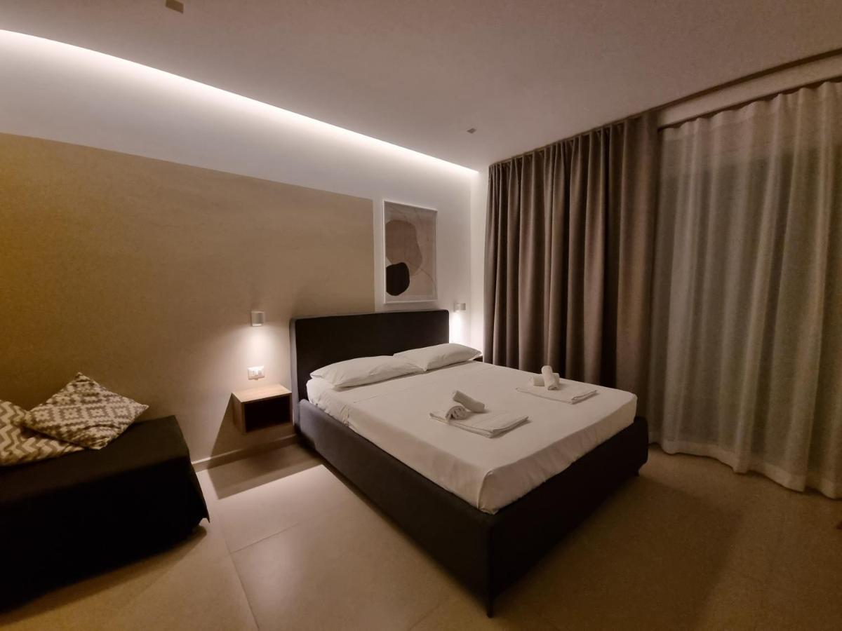 Marea Retreat Rooms 마리나디카메로타 외부 사진
