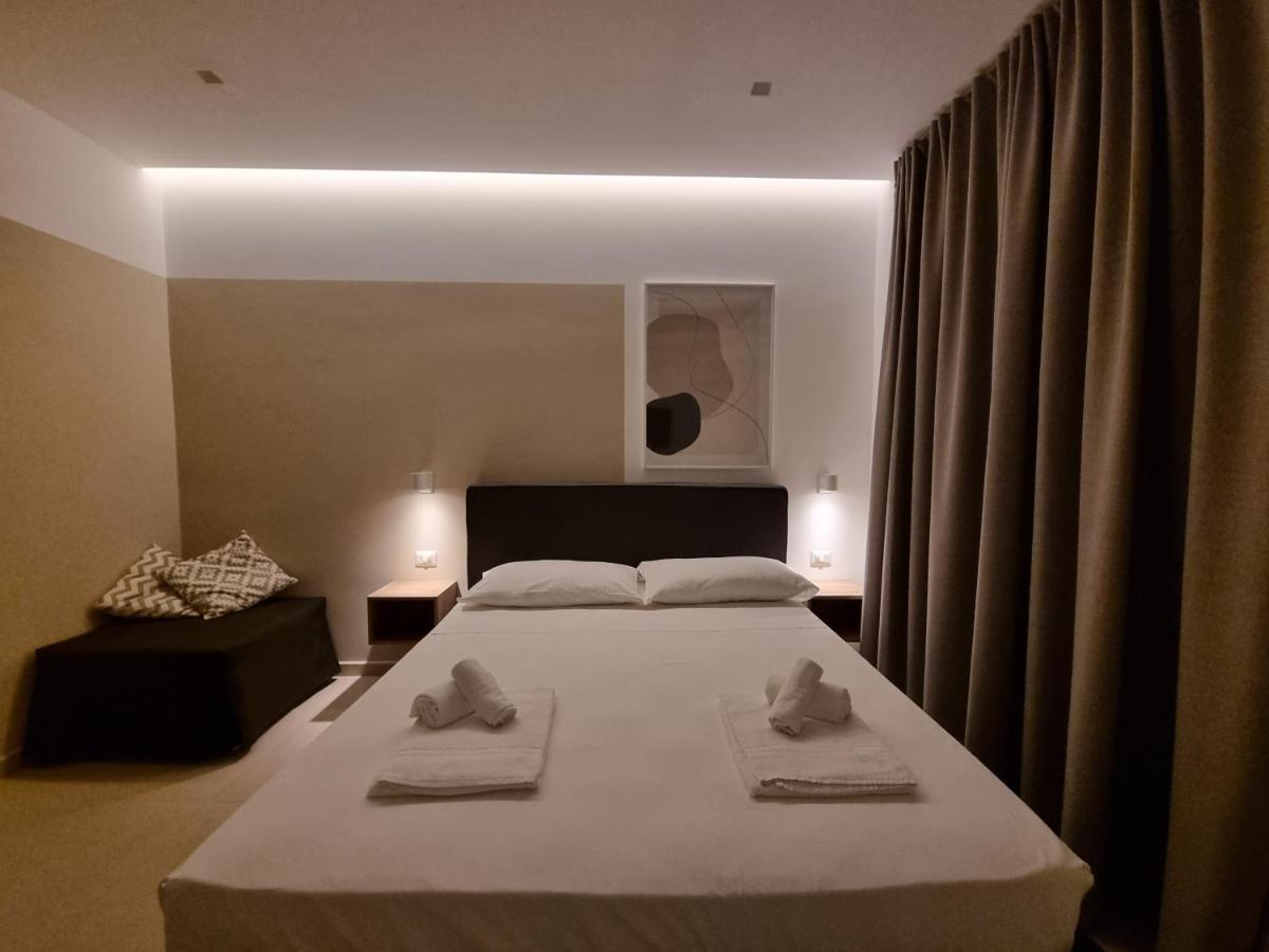 Marea Retreat Rooms 마리나디카메로타 외부 사진