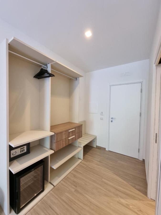 Marea Retreat Rooms 마리나디카메로타 외부 사진